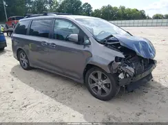 5TDXZ3DC1HS857866 2017 TOYOTA SIENNA