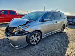 5TDXZ3DC1HS862632 2017 TOYOTA SIENNA