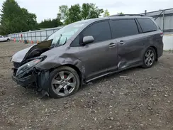 5TDXZ3DC1JS931101 2018 TOYOTA SIENNA
