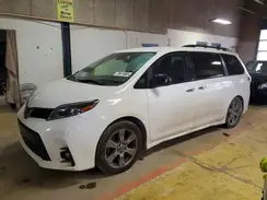 5TDXZ3DC1JS952160 2018 TOYOTA SIENNA
