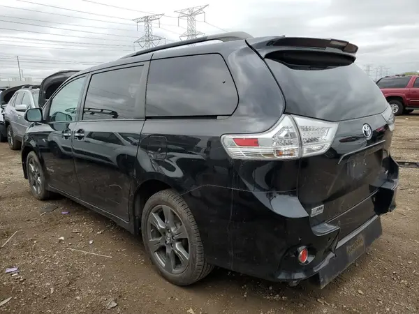 5TDXZ3DC1KS014970 2019 TOYOTA SIENNA - Image 2