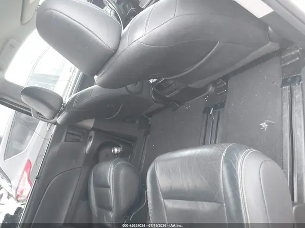5TDXZ3DC2HS802066 2017 TOYOTA SIENNA - Image 8
