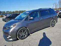 5TDXZ3DC2HS889581 2017 TOYOTA SIENNA