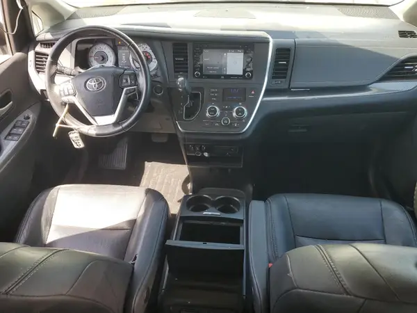 5TDXZ3DC2KS979031 2019 TOYOTA SIENNA - Image 8