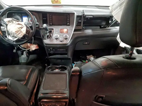 5TDXZ3DC2LS025414 2020 TOYOTA SIENNA - Image 8