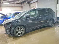 5TDXZ3DC3HS766694 2017 TOYOTA SIENNA