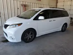 5TDXZ3DC3HS799372 2017 TOYOTA SIENNA