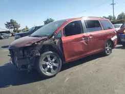 5TDXZ3DC3HS803856 2017 TOYOTA SIENNA