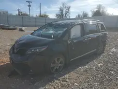 5TDXZ3DC3JS929382 2018 TOYOTA SIENNA