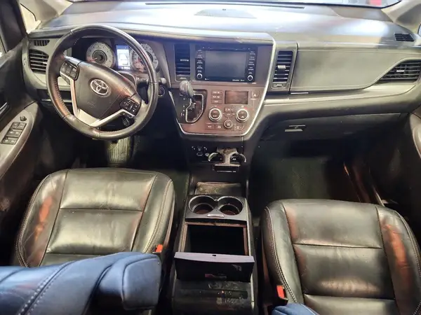 5TDXZ3DC3JS934095 2018 TOYOTA SIENNA - Image 8
