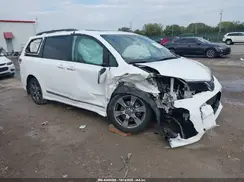 5TDXZ3DC3JS959143 2018 TOYOTA SIENNA