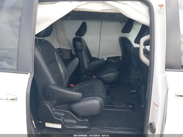 5TDXZ3DC3JS959143 2018 TOYOTA SIENNA - Image 8