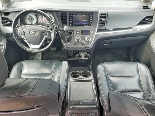 5TDXZ3DC3KS979006 2019 TOYOTA SIENNA - Image 8