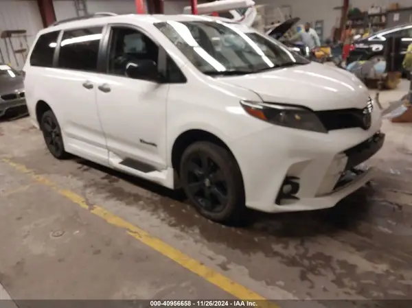 5TDXZ3DC3LS073150 2020 TOYOTA SIENNA - Image 1