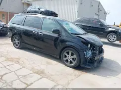 5TDXZ3DC4HS840494 2017 TOYOTA SIENNA