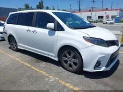5TDXZ3DC4JS948331 2018 TOYOTA SIENNA