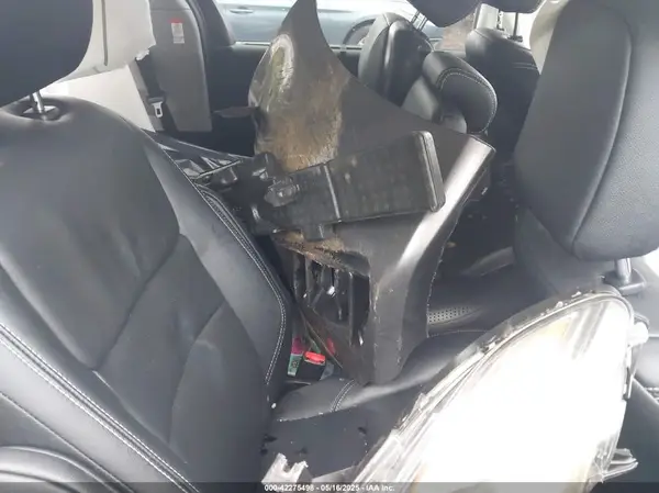 5TDXZ3DC4KS014221 2019 TOYOTA SIENNA - Image 8