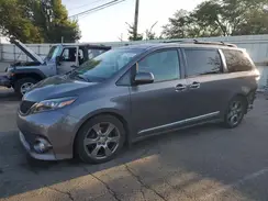 5TDXZ3DC5HS820979 2017 TOYOTA SIENNA