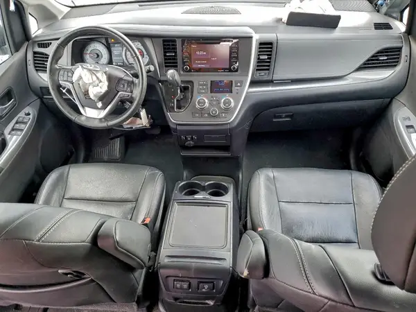 5TDXZ3DC5LS057595 2020 TOYOTA SIENNA - Image 8