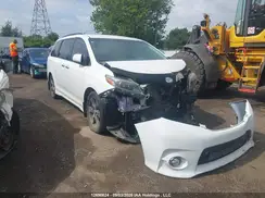 5TDXZ3DC6HS835944 2017 TOYOTA SIENNA
