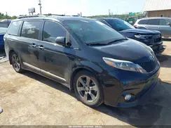 5TDXZ3DC6HS861802 2017 TOYOTA SIENNA