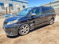 5TDXZ3DC6JS925763 2018 TOYOTA SIENNA