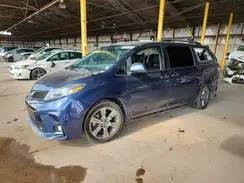5TDXZ3DC6JS944975 2018 TOYOTA SIENNA