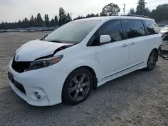 5TDXZ3DC7HS791422 2017 TOYOTA SIENNA