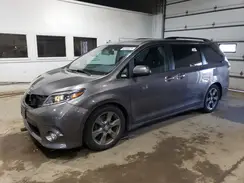 5TDXZ3DC7HS886644 2017 TOYOTA SIENNA