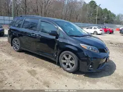 5TDXZ3DC7JS955175 2018 TOYOTA SIENNA