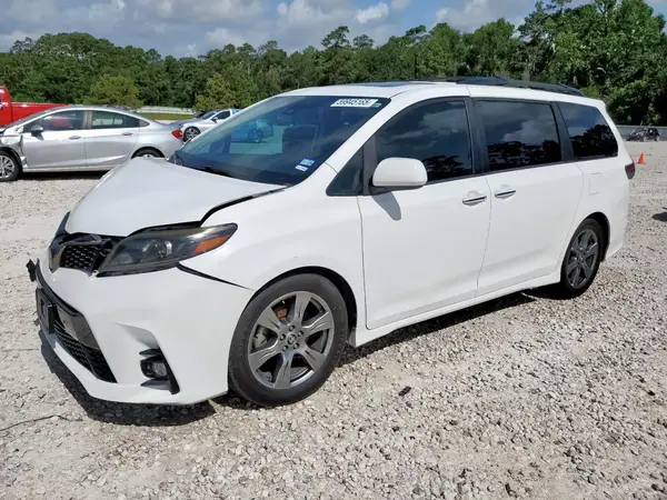 5TDXZ3DC7KS973628 2019 TOYOTA SIENNA - Image 1