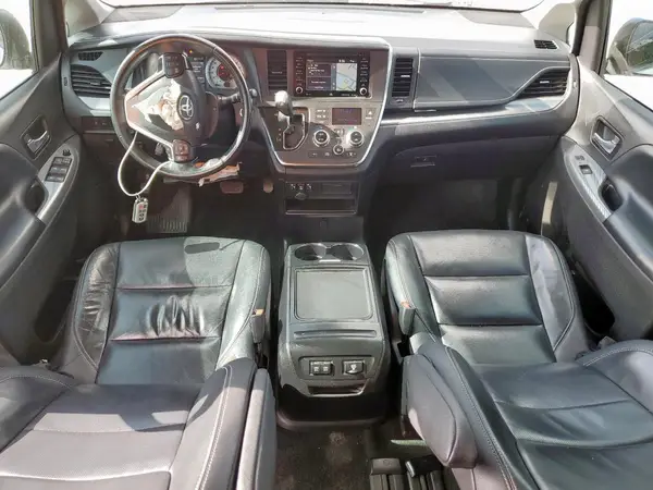 5TDXZ3DC7KS973628 2019 TOYOTA SIENNA - Image 8
