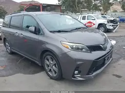 5TDXZ3DC7KS987609 2019 TOYOTA SIENNA