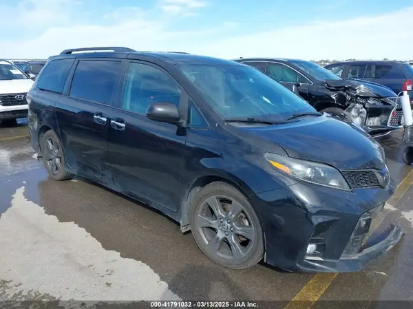 5TDXZ3DC7LS062183 2020 TOYOTA SIENNA - Image 1