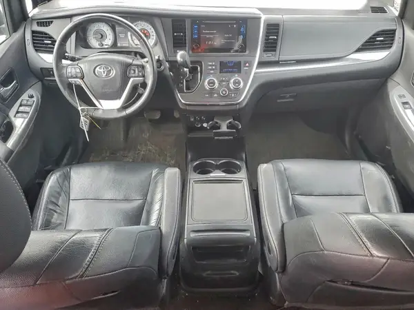 5TDXZ3DC8HS868279 2017 TOYOTA SIENNA - Image 8