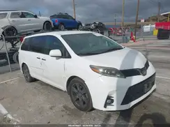 5TDXZ3DC8JS903568 2018 TOYOTA SIENNA