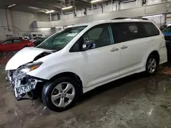 5TDXZ3DC8KS986517 2019 TOYOTA SIENNA