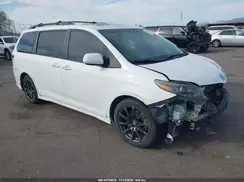 5TDXZ3DC9HS768210 2017 TOYOTA SIENNA