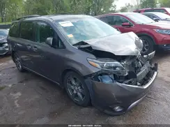 5TDXZ3DC9HS836361 2017 TOYOTA SIENNA