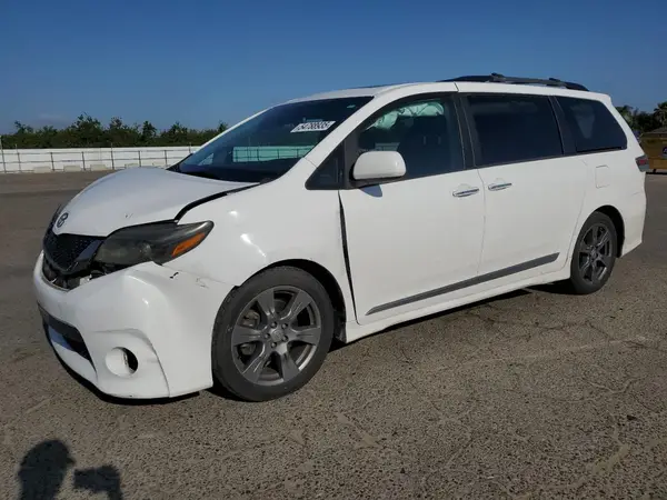 5TDXZ3DC9HS870641 2017 TOYOTA SIENNA - Image 1