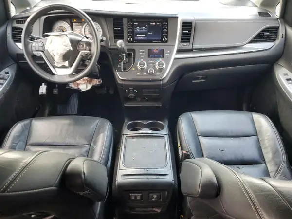5TDXZ3DC9JS912005 2018 TOYOTA SIENNA - Image 8
