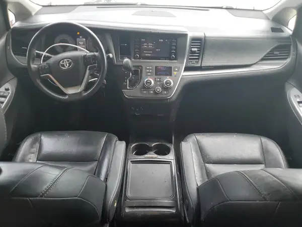 5TDXZ3DC9JS926552 2018 TOYOTA SIENNA - Image 8