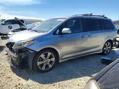 5TDXZ3DC9JS963648 2018 TOYOTA SIENNA