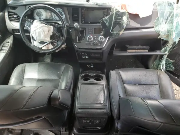 5TDXZ3DC9KS985568 2019 TOYOTA SIENNA - Image 8