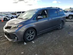 5TDXZ3DC9KS996750 2019 TOYOTA SIENNA