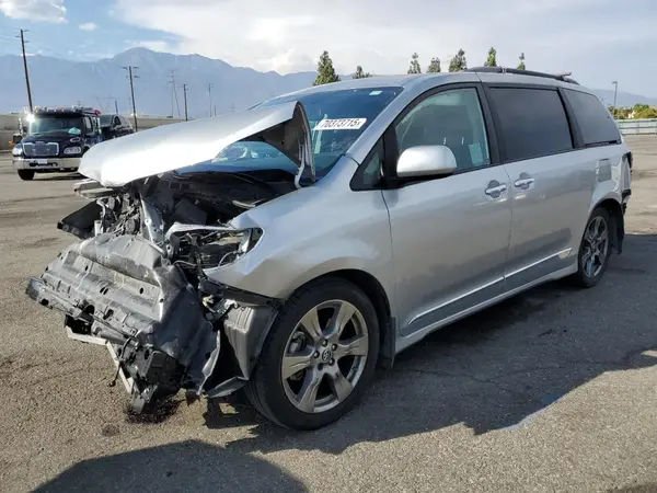5TDXZ3DC9LS022803 2020 TOYOTA SIENNA - Image 1
