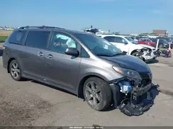 5TDXZ3DCOJS930912 2018 TOYOTA SIENNA