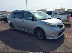 5TDXZ3DCXHS898965 2017 TOYOTA SIENNA