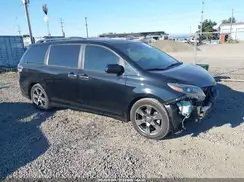 5TDXZ3DCXJS904544 2018 TOYOTA SIENNA