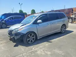 5TDXZ3DCXJS947118 2018 TOYOTA SIENNA